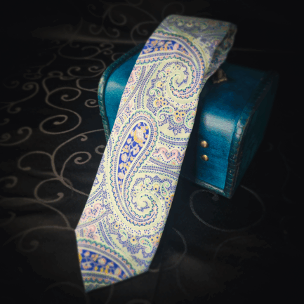 Whispers of Xianglu Silk Tie